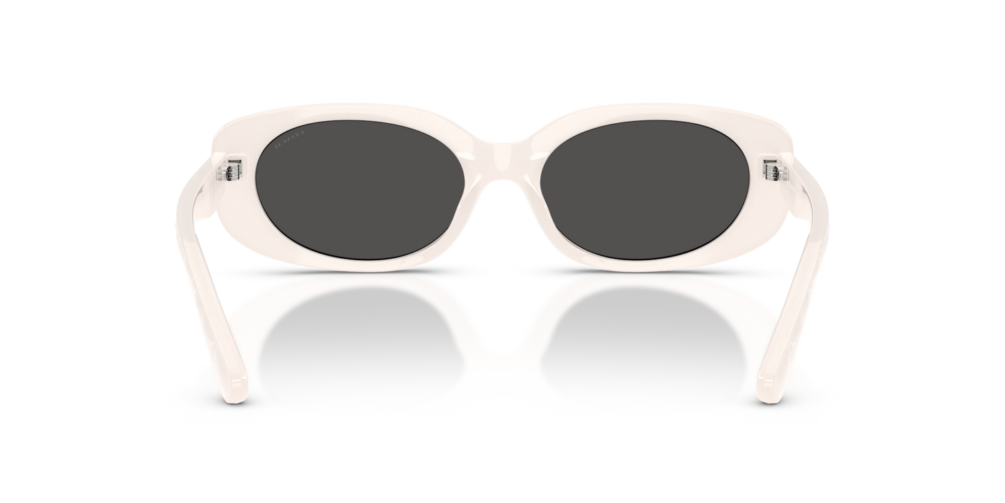 Coach HC8443D CBY84 Oval Sunglasses - Milky Cloud